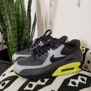 Nike Air Max Essential (Dark Grey/ Black/ Volt)
